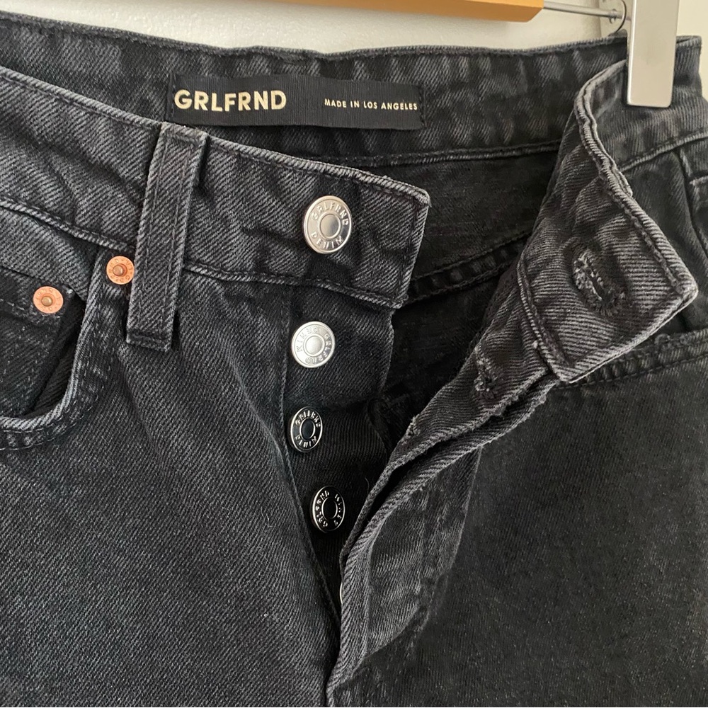 GRLFRND Women's Black Karolina Cropped High-rise Straight-leg Jeans Size 23 - Picture 10 of 15